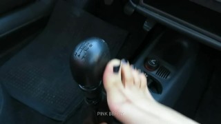 Pedal pumping and petite feet