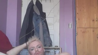 Jerk off in the window