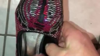 Neighbors Heel Cummed