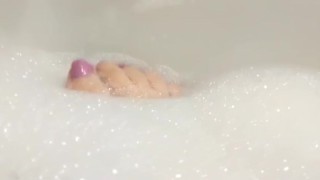 Soapy bath time toes!