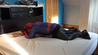 spiderman in dolphin wetsuit humps spiderman