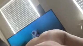 Top jock waits patiently for twink bf too Fuck him