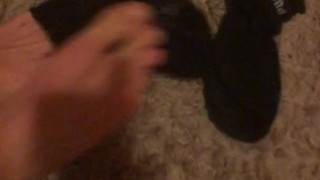 Playing TECHDECK with feet VERY HOT ASMR Tre Flip Landed!!