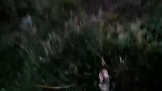 Артем сосет сам себе дрочит ногами лижет ноги в лесу self suck autofellatio self footjob