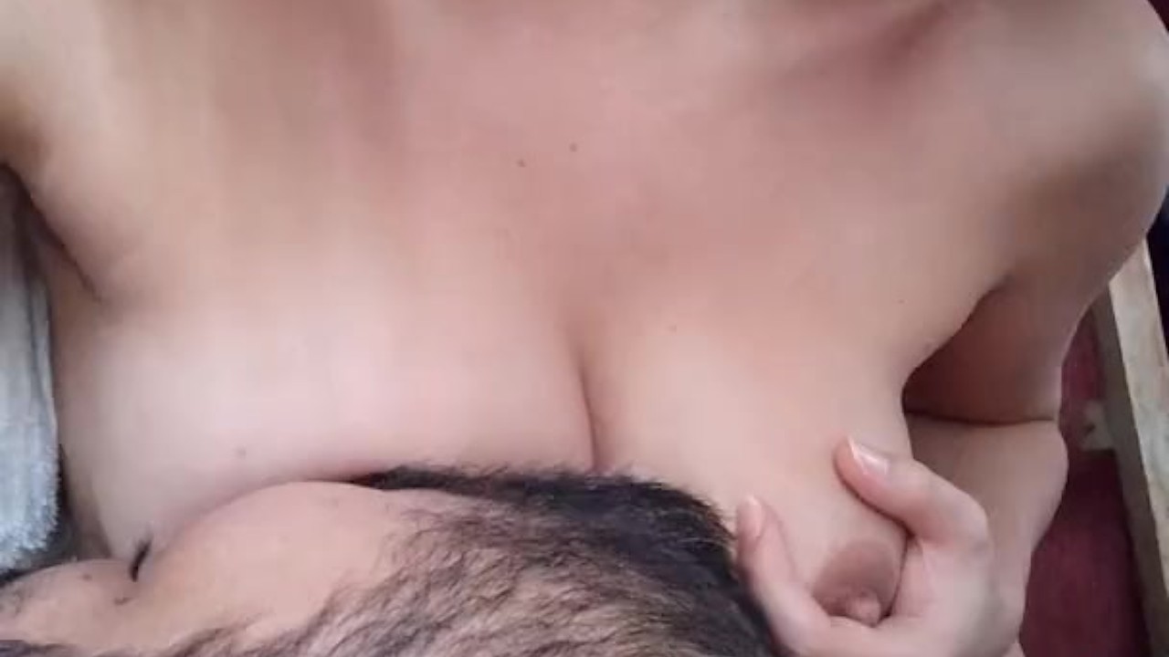 سكس رضاعة صدر
