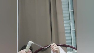 Usando a bomba peniana para tornar gigante o pau