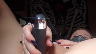 Fucking myself with stiletto nails and a new dildo👅