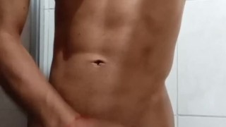 BOY MASTURBATING AND SHOWING HIS BIG DICK AFTER WORKOUT