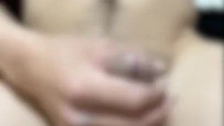 イケメン男性気持ち良くて射精しちゃう