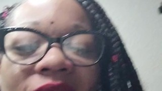 Uniqueen peeing in sink and on her feet come see daddy please jack your cock to me 