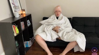HOLY FUCK IM HARD!
