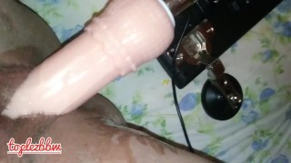 Fuck machine destroy teen pussy