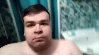Артем сам себе дрочит ногами лижет ноги self suck autofellatio self footjob