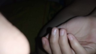 Latina COLOMBIANA Amateur Se Pone En Cuatro Patas Para Abrir Su Impresionante y Hermoso Coño