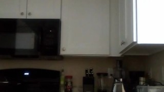HouseWife MILF DOES DISHES