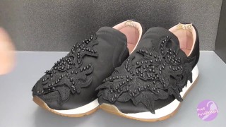 Shoe fetishism　靴にザーメンをぶっかける