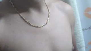En el baño antes de la duchita