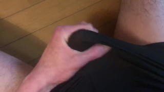 溢れ出るがまん汁を見せつけながら勃起チンポを擦り付ける変態日本人 #8
