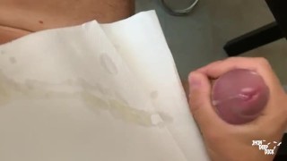 Bella sega con sborrata pazzesca, tutta da leccare ed ingoiare - Jhon Deep Dick