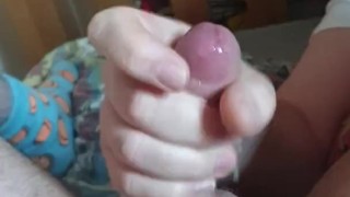 Chub Wanks Cubs Thick Cock to Completion