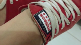 Stepmommy Has Extremely Huge And Stinky Feet Size 10