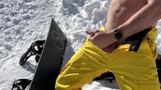 There's no way that skier didn't see me