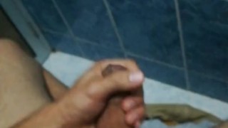 Disfruta y tócate conmigo despacio