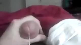 Amateur video of a 23 year old masturbating
