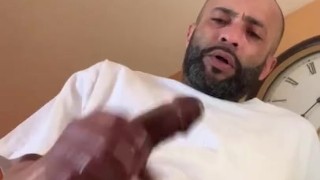 Hot light skin Jack’s his dick till he cums!