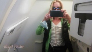 Girl pissing on the airplane