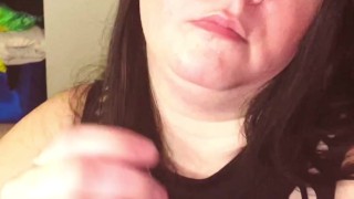 Thick pink toe girlfriend gets a creamy load