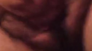 BBW WITH BIG PUSSY PLAYS WITH HERSELF
