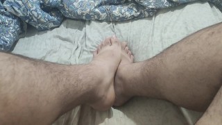 Hot huge feet 