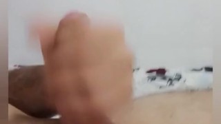 I masturbate in my friend's bed