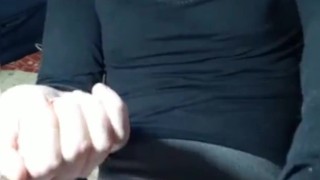 Squirting cum watching a delicious ass