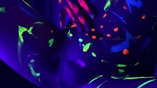 BODY PAINT PUSSY PLAY 