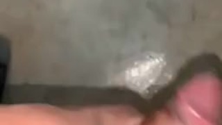 Perfect lightskin dick cums all for you:)