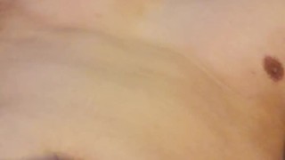 Quickie J/O before I cook