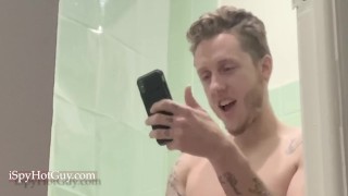 Catches White Boy Cumming on Toilet