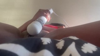 Sexy bbw plays with her new toy