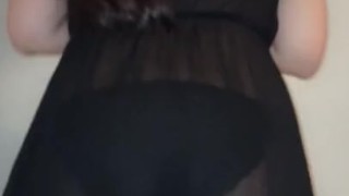 MI ASIATICA JAPONESA DE VISITA Y ME LEVANTA ASI EN LA NOCHE QUIERE QUE LA FOLLE