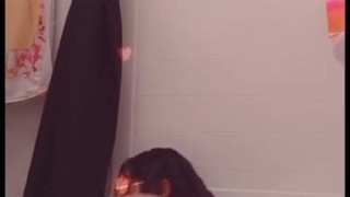 slut MILF finger fucks Herself In Her bubble bath