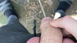 Daytime outdoor urine for pee lovers