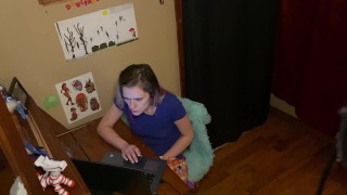 tiny hot milf masturbating to fisting videos - NON NUDE