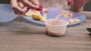 Vore, mouth fetish ! I cook and eat you! You are my shrimp! Kira Loster