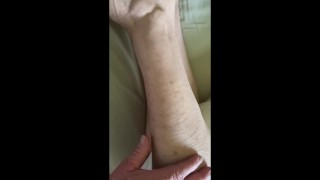 Best GILF Feet And Legs StepAunt Let's Me Cum On Her JOI