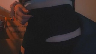 Taking off my waist trainer