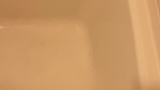 元アメフト部が妄想オナニーで大量射精！！