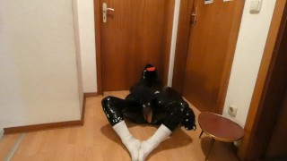 Nussija stellt sich vor (und zwar am liebsten ein Mädel zum kuscheln und ficken)