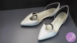 Shoe fetishism 靴フェチ　　白いヒールにぶっかける